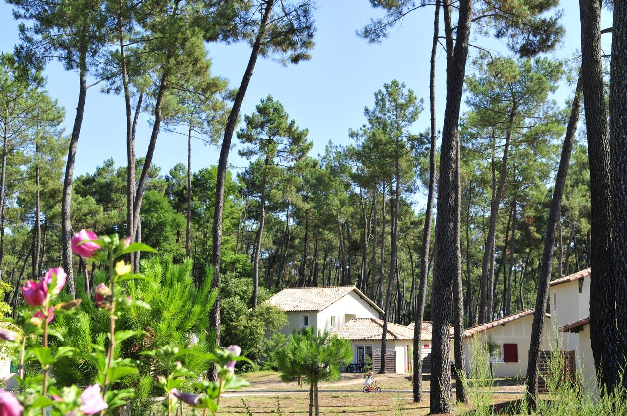 Residence Goelia Les Demeures Du Lac Casteljaloux Exterior photo